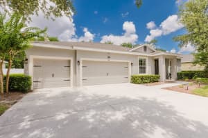 565 Morgan Wood Dr, DELAND