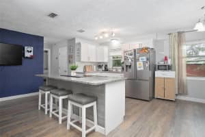 801 MASSACHUSETTS AVENUE, DELAND, FL 32724 - MLS#MFRV4943530