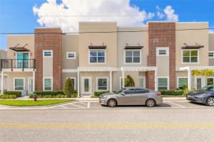 143 W Fulton St, SANFORD