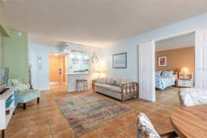 313 ATLANTIC AVENUE, DAYTONA BEACH, FL 32118 Sold 08/29/25
