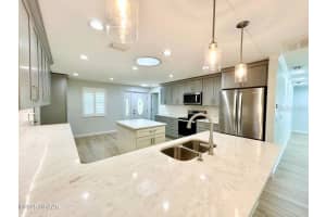 2017 OLD DAYTONA ROAD, PORT ORANGE, FL 32128 Sold 10/03/25