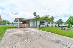 1045 HAMPTON ROAD, DAYTONA BEACH, FL 32114 - MLS#MFRV4943666