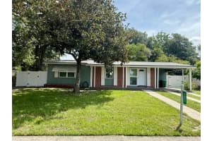 1307 Whitewood Dr, DELTONA