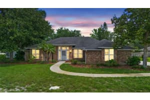 317 Alexandra Woods Dr, DEBARY