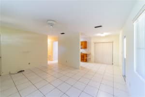 321 LINDA CIRCLE, SOUTH DAYTONA, FL 32119 - MLS#MFRV4943756