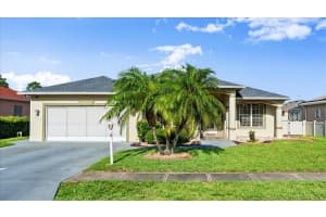 124 San Remo Dr, EDGEWATER