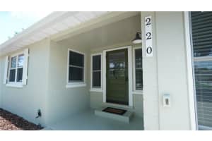 220 Lucerne Dr, DEBARY