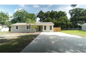 220 LUCERNE DRIVE, DEBARY, FL 32713 - MLS#MFRV4943783