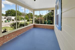 435 KENTUCKY AVENUE, DELAND, FL 32724 Sold 08/25/25