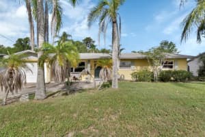 520 Camelia Ln, DELAND