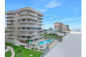 3851 ATLANTIC AVENUE, DAYTONA BEACH, FL 32118 - MLS#MFRV4944000