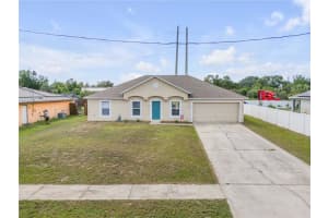 1936 S Old Mill Dr, DELTONA