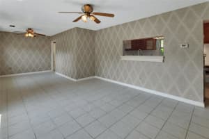 218 RIDGEWOOD AVENUE, DELAND, FL 32720 Sold 09/25/25