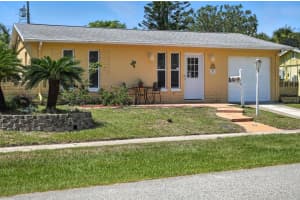 56 Seaside Dr, ORMOND BEACH