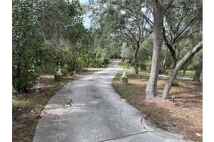 265 SHADY LANE, ORANGE CITY, FL 32763 Sold 11/03/25