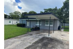 143 Country Club Cir, SANFORD