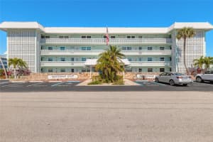 325 N CAUSEWAY #C102, NEW SMYRNA BEACH, FL 32169 - MLS#MFRV4944166