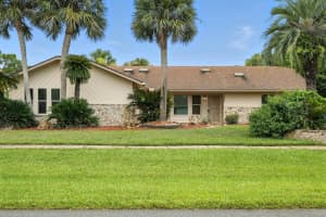 905 Pelican Bay Dr, DAYTONA BEACH
