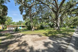 740 RIDGEWOOD AVENUE, ORMOND BEACH, FL 32174 - MLS#MFRV4944194
