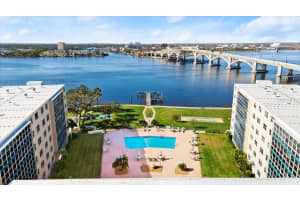 1224 PENINSULA DRIVE, DAYTONA BEACH, FL 32118 - MLS#MFRV4944196