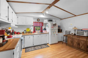 44943 4TH STREET, DELAND, FL 32720 - MLS#MFRV4944238