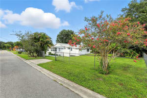MLS# MFRV4944255, Sanford, Florida 32771