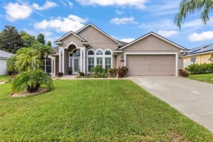 484 Kettering Rd, DELTONA