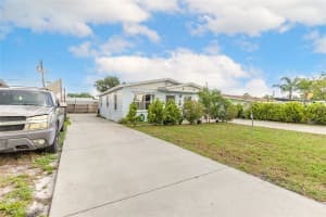 2488 BURNS AVENUE, MELBOURNE, FL 32935 - MLS#MFRV4944299