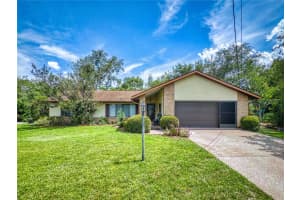 667 Vicksburg St, DELTONA