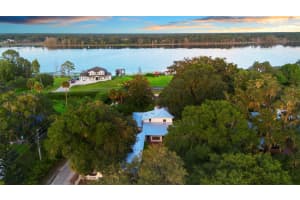 2406 NEW YORK AVENUE, DELAND, FL 32724 - MLS#MFRV4944397