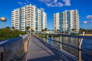 925 N Halifax Ave #102, DAYTONA BEACH