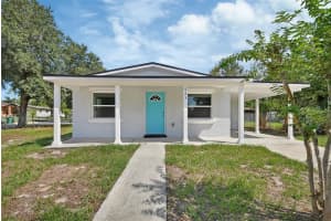 933 Longview Ave, DELAND