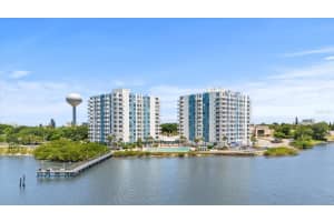 935 N Halifax Ave #110, DAYTONA BEACH