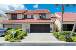 2932 Sea Oats Cir, DAYTONA BEACH