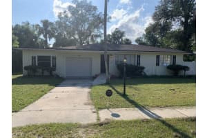 420 S Montgomery Ave, DELAND