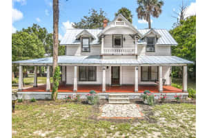 525 W Blue Springs Ave, ORANGE CITY
