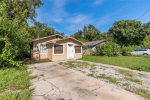 406 DELAWARE AVENUE, DELAND, FL 32720 - MLS#MFRV4944650