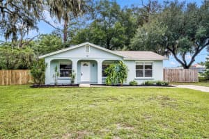 890 PARK AVENUE, ORANGE CITY, FL 32763 Sold 09/30/25
