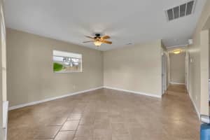 890 PARK AVENUE, ORANGE CITY, FL 32763 Sold 09/30/25