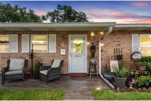 13 Fairway Ct #13, DELAND
