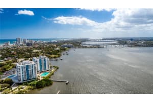 925 HALIFAX AVENUE, DAYTONA BEACH, FL 32118 - MLS#MFRV4944758