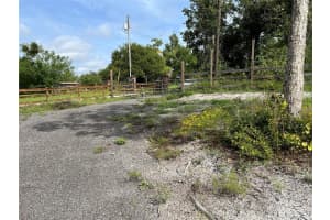 2500 LEONARD DRIVE, DELTONA, FL 32725 - MLS#MFRV4944763