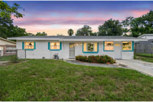 207 LAKE GERTIE ROAD, DELAND, FL 32720 - MLS#MFRV4944795