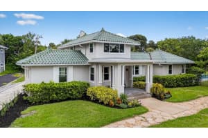 1215 PENINSULA DRIVE, DAYTONA BEACH, FL 32118 - MLS#MFRV4944878
