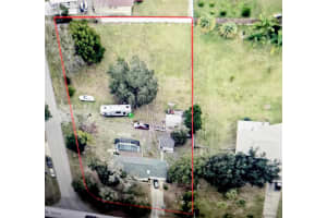 1037 COLLINS AVENUE, ORANGE CITY, FL 32763 - MLS#MFRV4944901