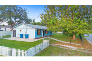 1600 ADELINE STREET, ORANGE CITY, FL 32763 Sold 11/21/25