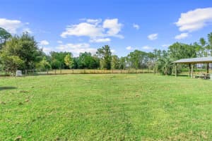 5717 US HIGHWAY 17, DE LEON SPRINGS, FL 32130 - MLS#MFRV4945026