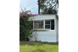 102 Oak Tree Dr, DEBARY