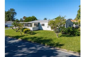 701 HELMSMAN LANE, EDGEWATER, FL 32141 - MLS#MFRV4945108