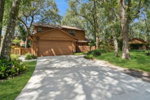 6 VILLAGE DRIVE, OVIEDO, FL 32765 - MLS#MFRV4945126